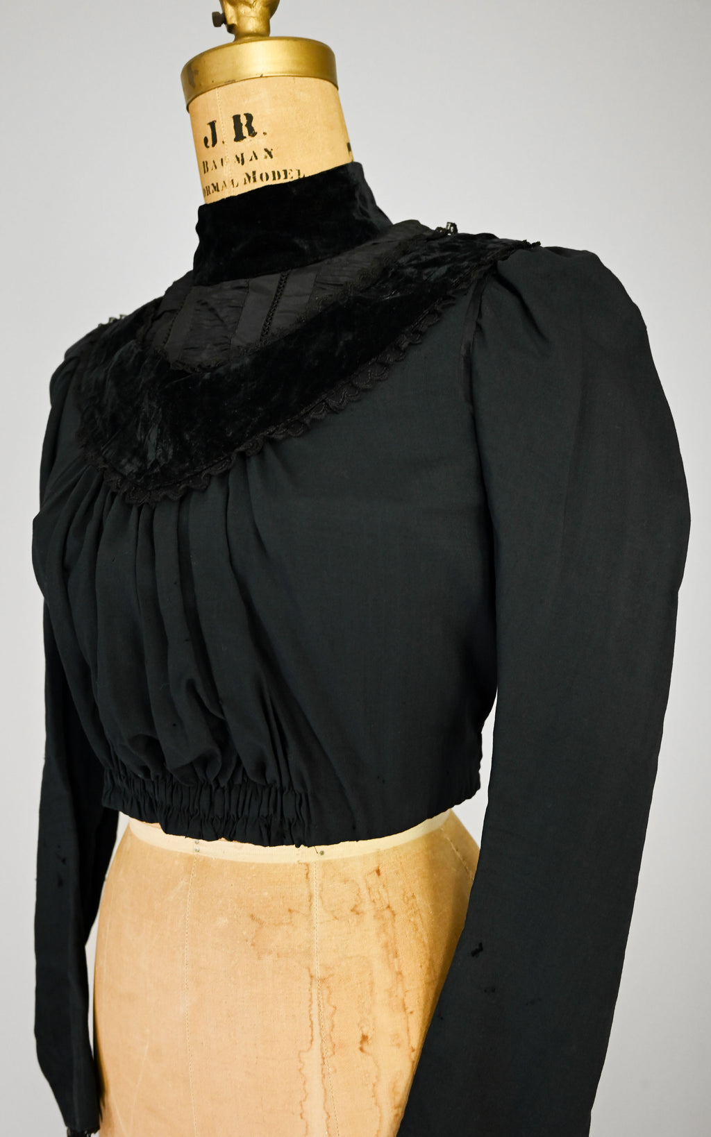 1890s Charbonne Bodice