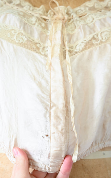 Cache-corset Calla des années 1910