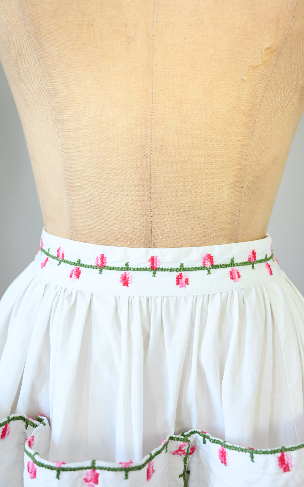 1950s Jardinaire Skirt