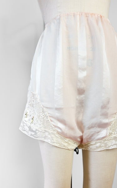 Pantalon à claquettes à rosace des années 1920