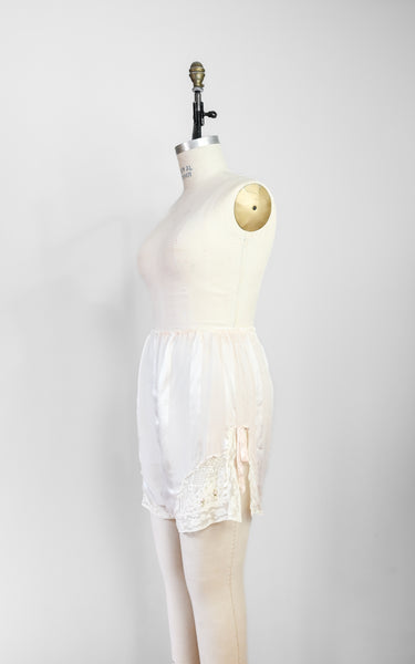 Pantalon à claquettes à rosace des années 1920