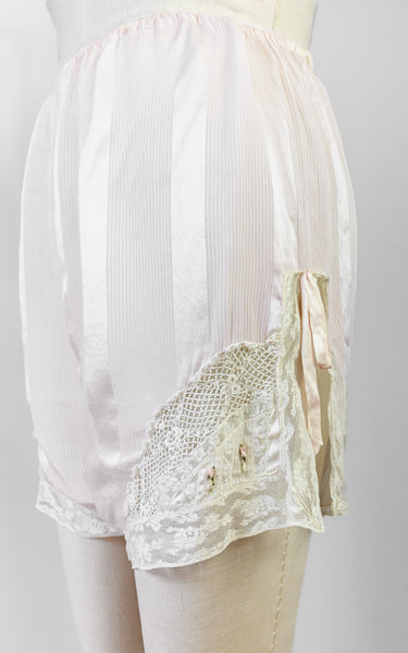 Pantalon à claquettes à rosace des années 1920