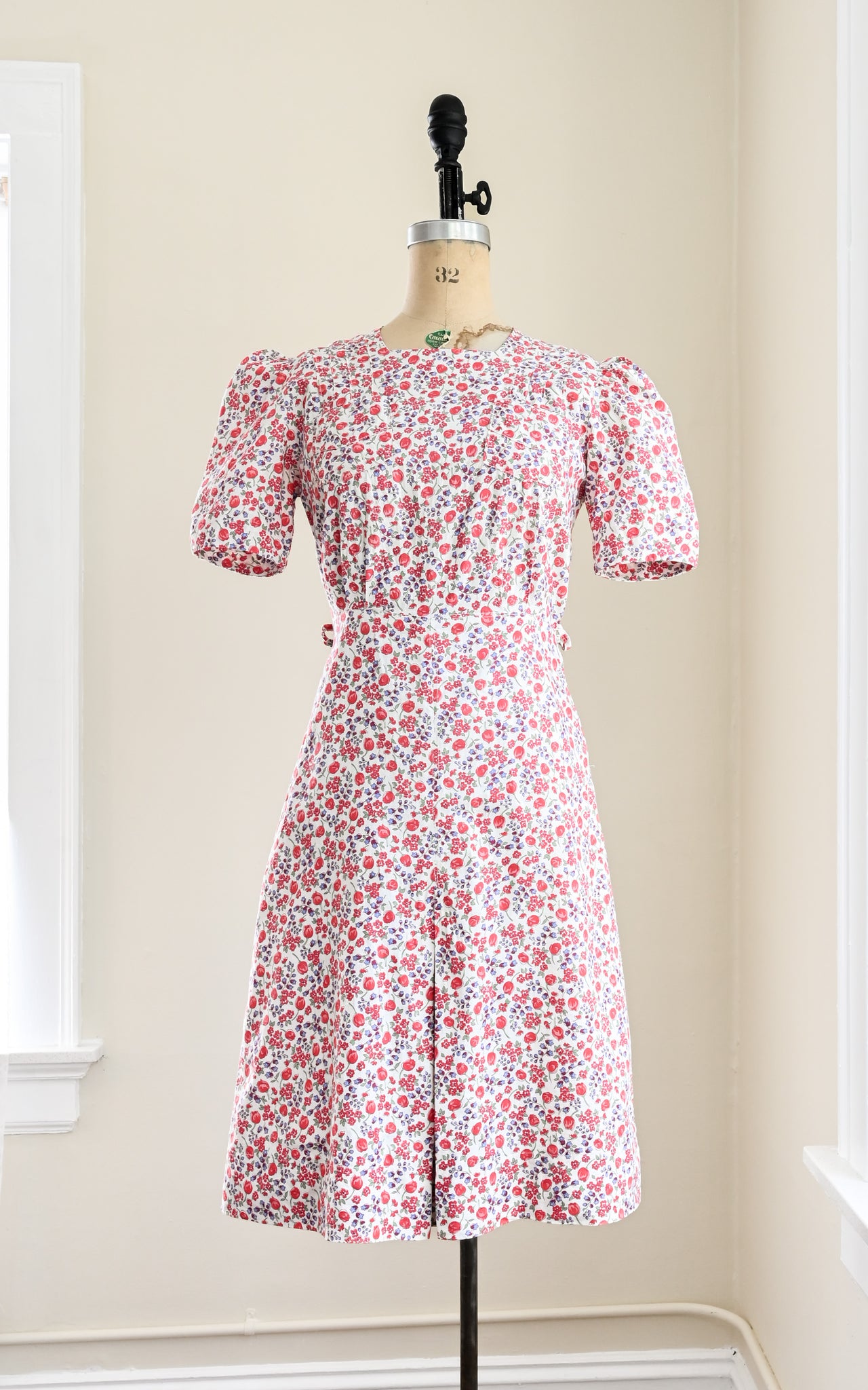 vintage 30s red floral dress