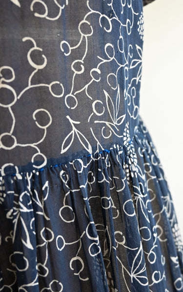 Robe Dahlias de minuit des années 1920