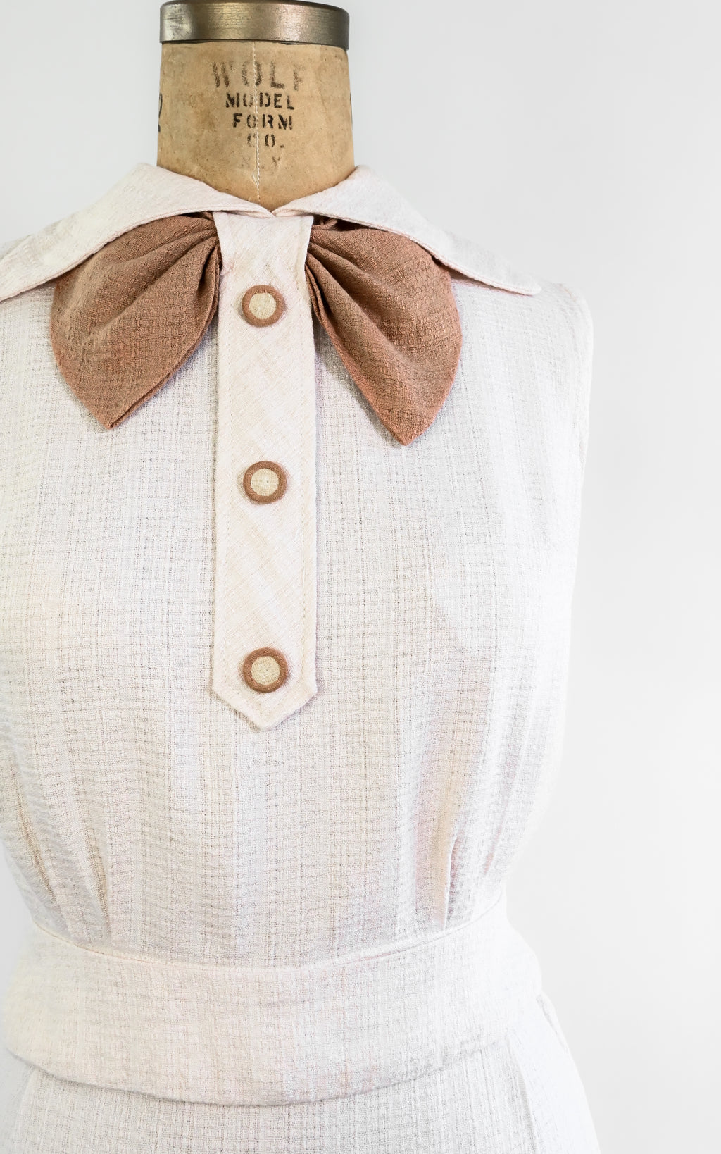 1940s-style Blushing Dress Set